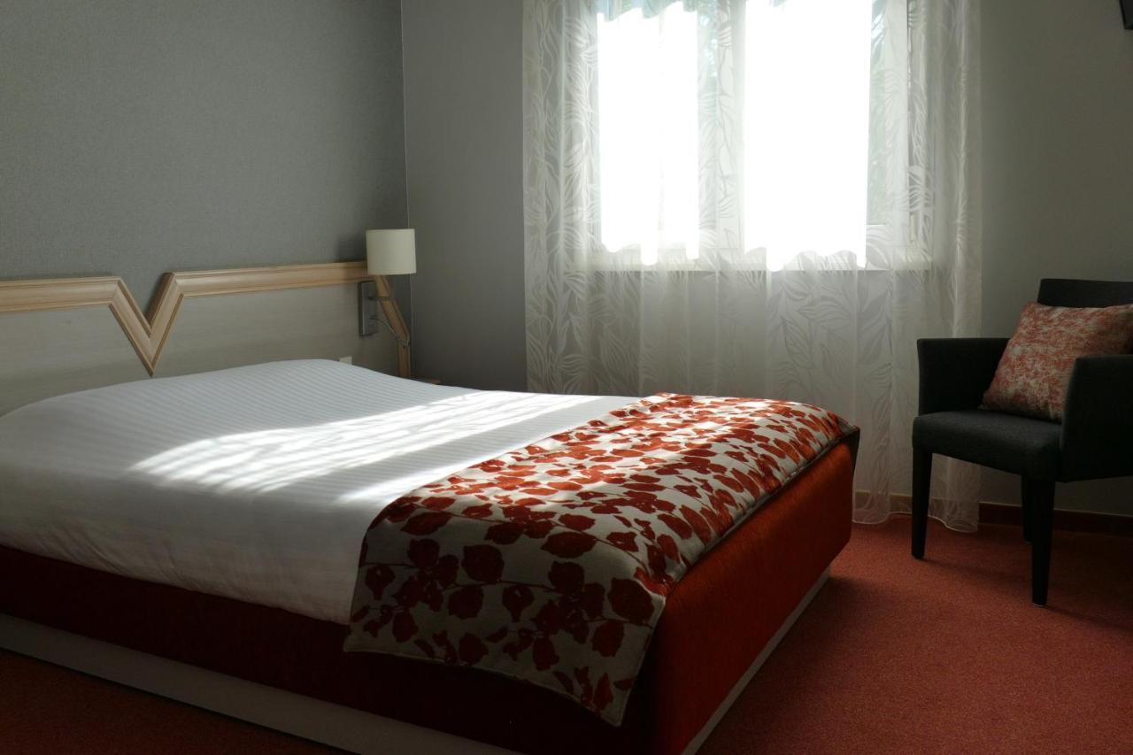 Au Relais De L'Ill Hotell Sermersheim Exteriör bild