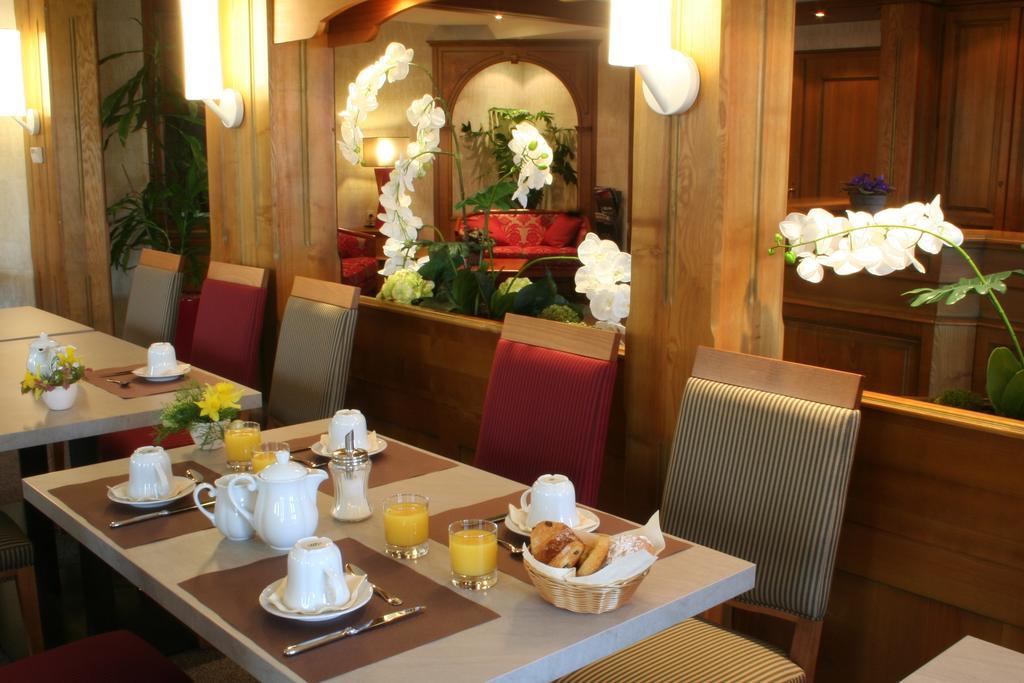 Au Relais De L'Ill Hotell Sermersheim Exteriör bild