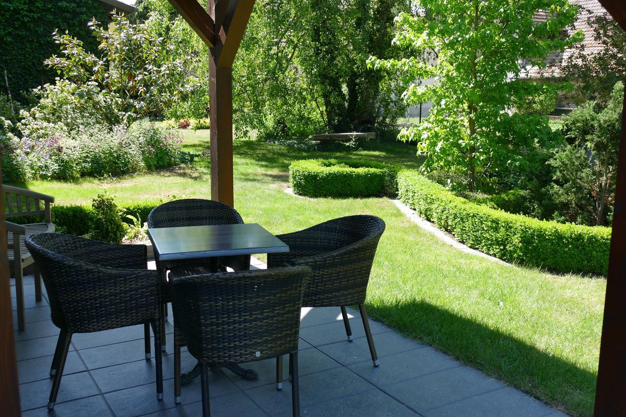 Au Relais De L'Ill Hotell Sermersheim Exteriör bild