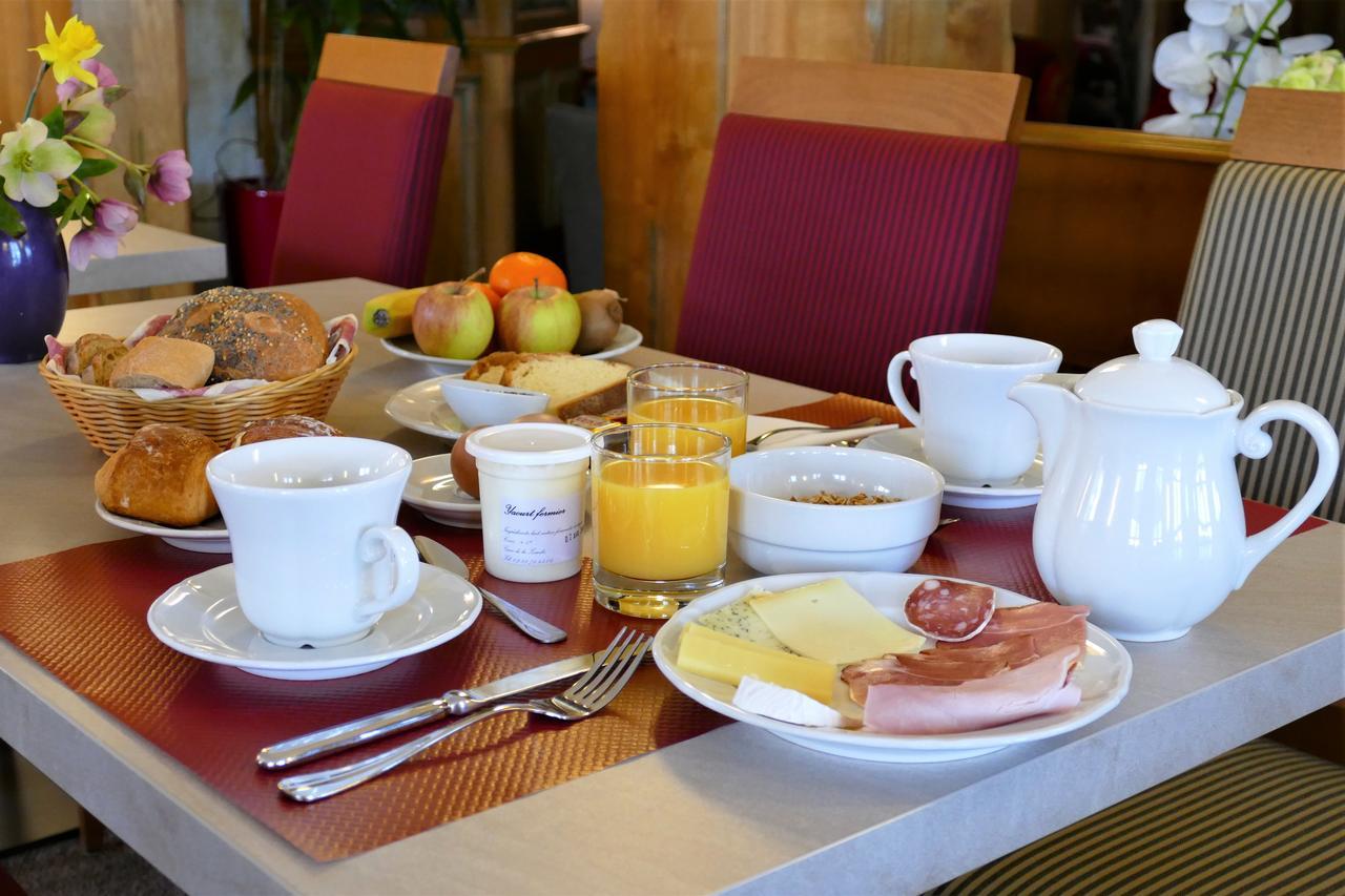 Au Relais De L'Ill Hotell Sermersheim Exteriör bild
